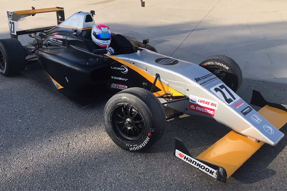 Teikyo University Junior College students aim to participate in American Formula 4